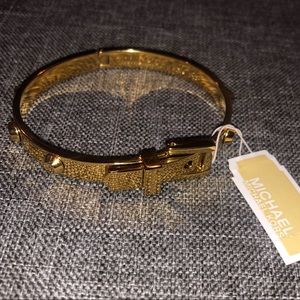 NWT Michael Kors Gold Buckle Bracelet